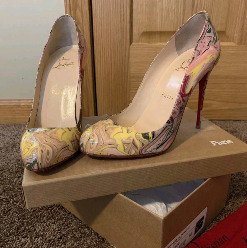 Christian Louboutin heels red bottoms dorissima